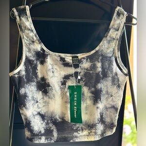 SHEIN Black and White Sleeveless Crop Tank Top